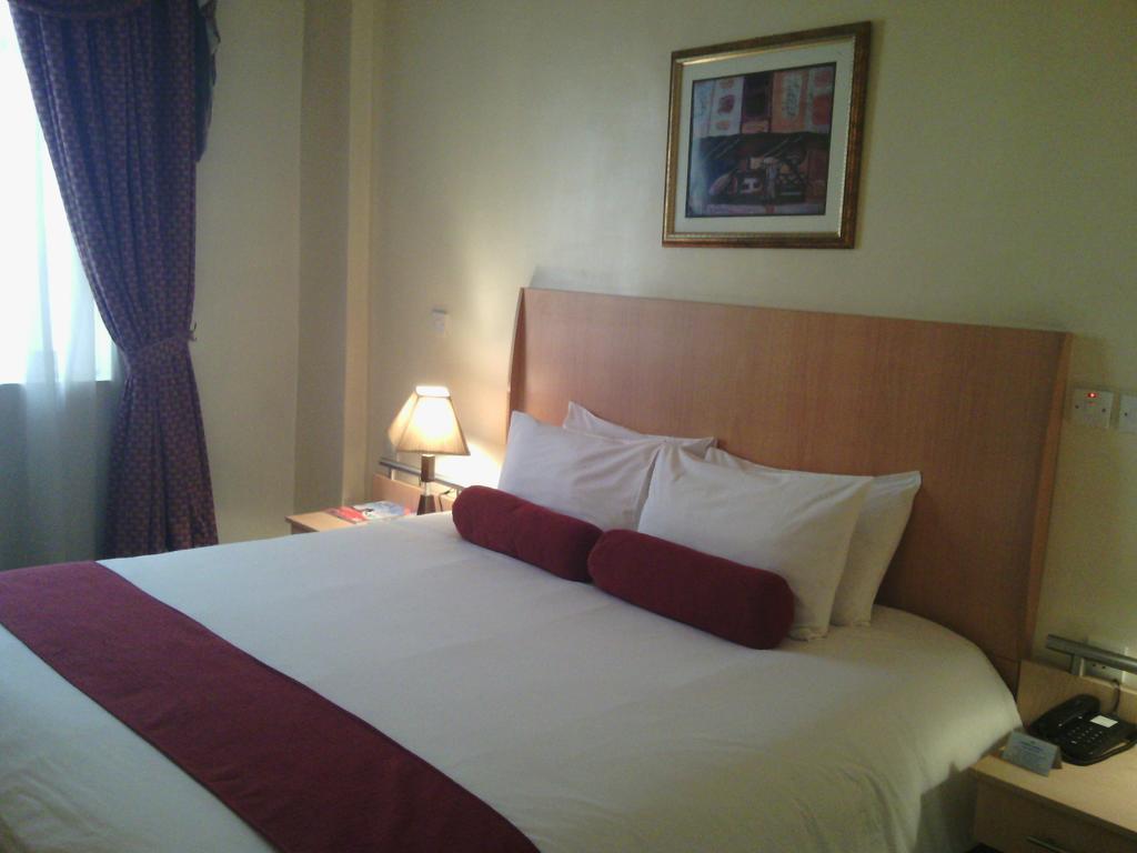 Protea Hotel Asokoro Abuja Rum bild