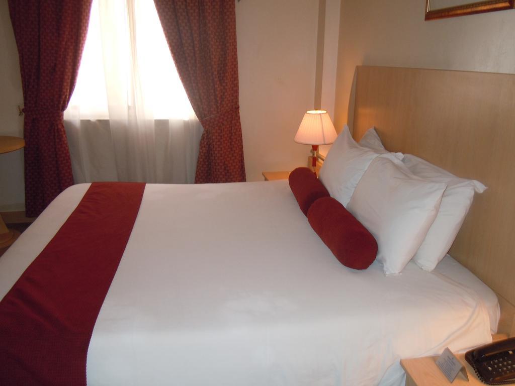 Protea Hotel Asokoro Abuja Rum bild